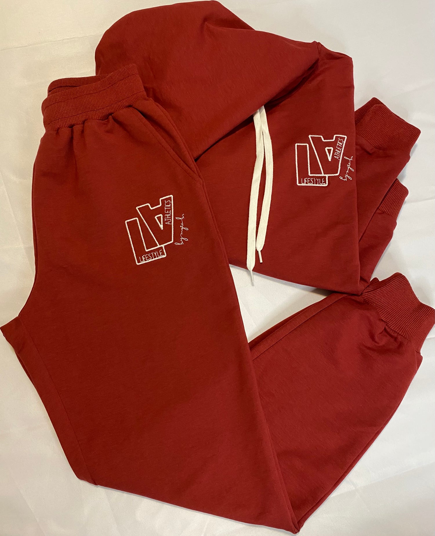 JOGGERS